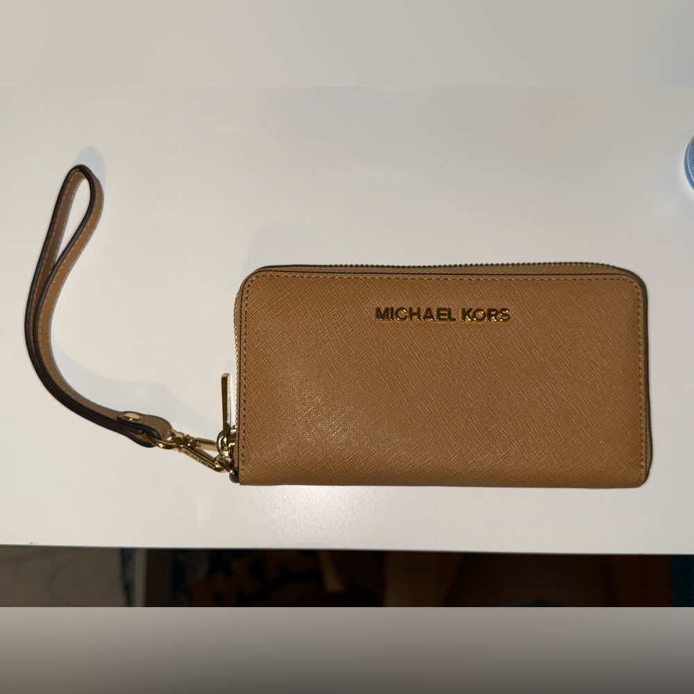 Michael Kors Tan Wallet with wristlet